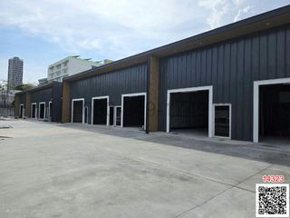 出租 仓库 在 Phra Khanong, 曼谷