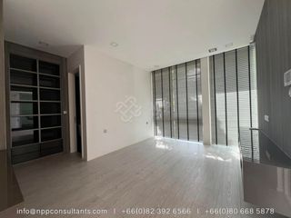 À vendre 4 chambres maison à Bang Phli, Samut Prakan