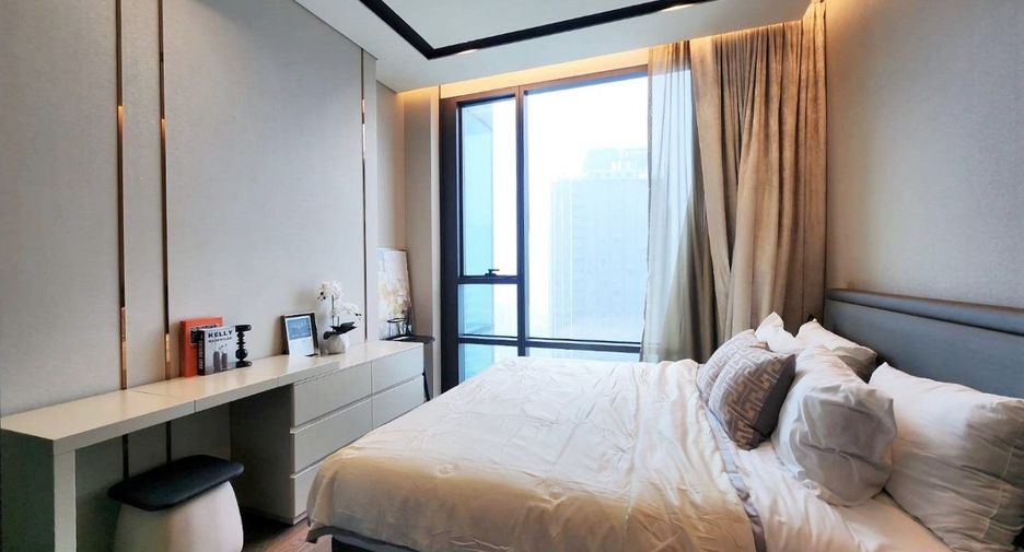 For rent 2 bedrooms condo in Watthana, Bangkok