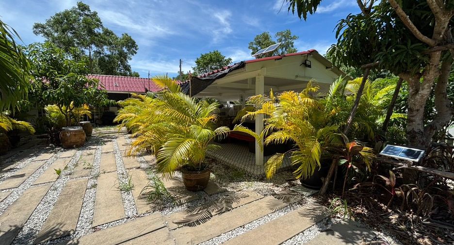 For sale 4 ベッドルーム house in Klaeng, Rayong