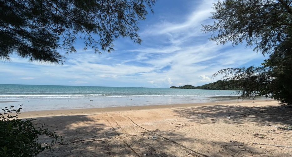For sale 4 ベッドルーム house in Klaeng, Rayong