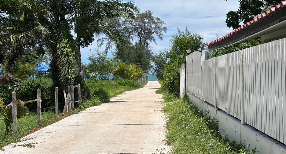 For sale 4 ベッドルーム house in Klaeng, Rayong
