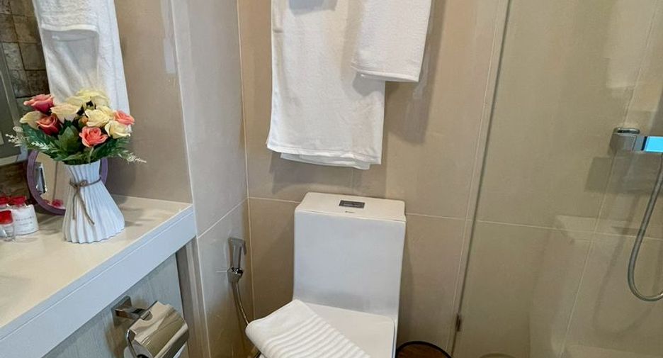 Condo en alquiler de 1 habitaciones en Bang Lamung, Chonburi
