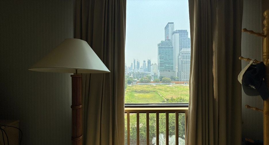 For sale 3 bedrooms condo in Pathum Wan, Bangkok