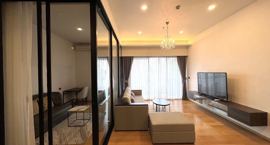 For rent 3 bedrooms condo in Watthana, Bangkok