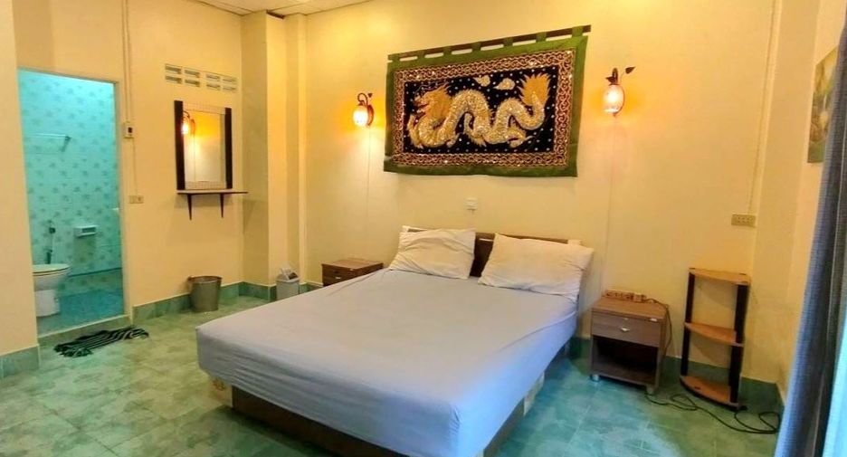For sale 5 bedrooms retail Space in Bang Lamung, Chonburi