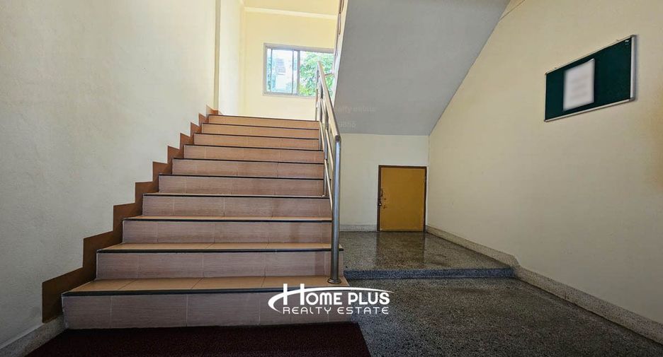 For sale 68 bedrooms apartment in Bueng Kum, Bangkok