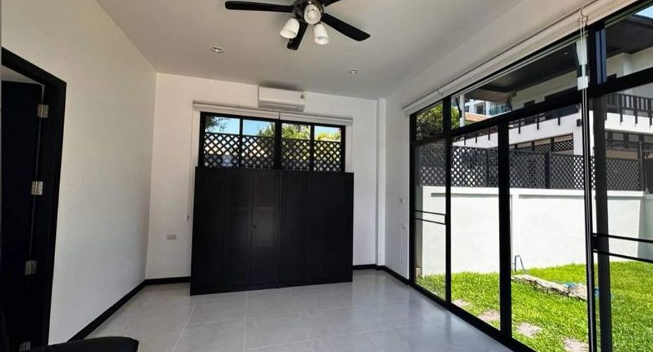 For rent and for sale 4 bedrooms villa in Pratumnak, Pattaya