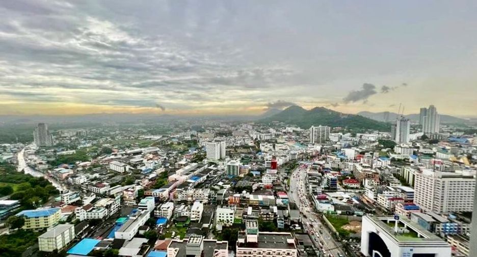 Wohnung zum Kauf mit 1 Zimmer in Si Racha, Chonburi