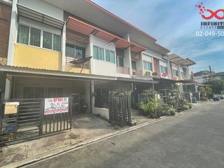 For rent そして for sale 2 Beds townhouse in Bang Khen, Bangkok