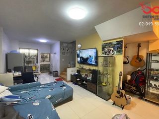 For rent そして for sale 2 Beds townhouse in Bang Khen, Bangkok