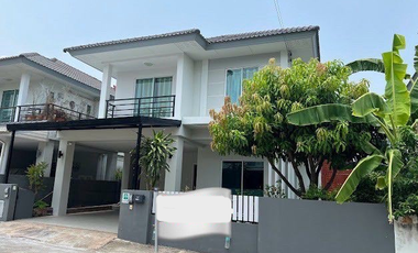 For sale 3 bedrooms house in Si Racha, Chonburi