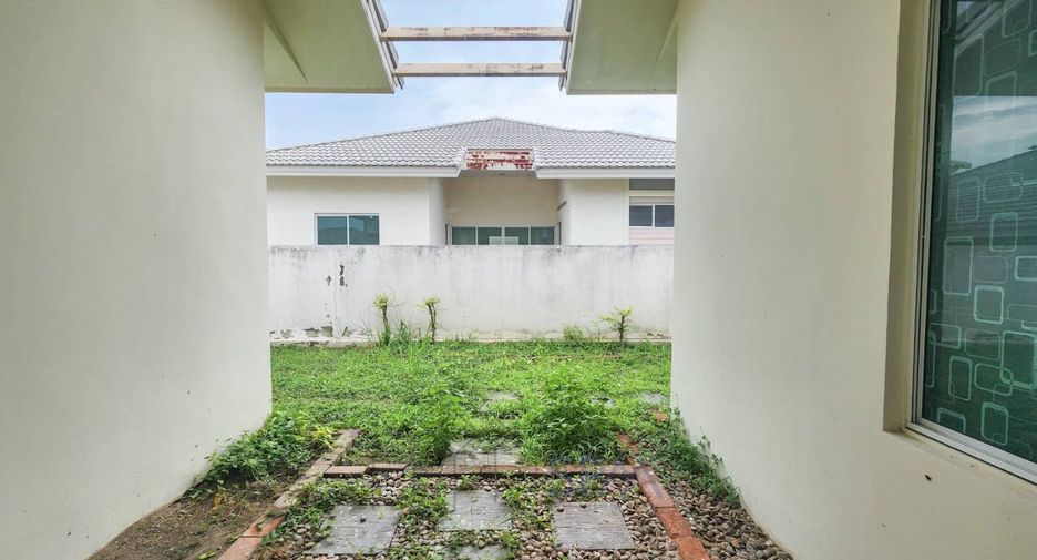 For sale 3 bedrooms house in Hua Hin, Prachuap Khiri Khan