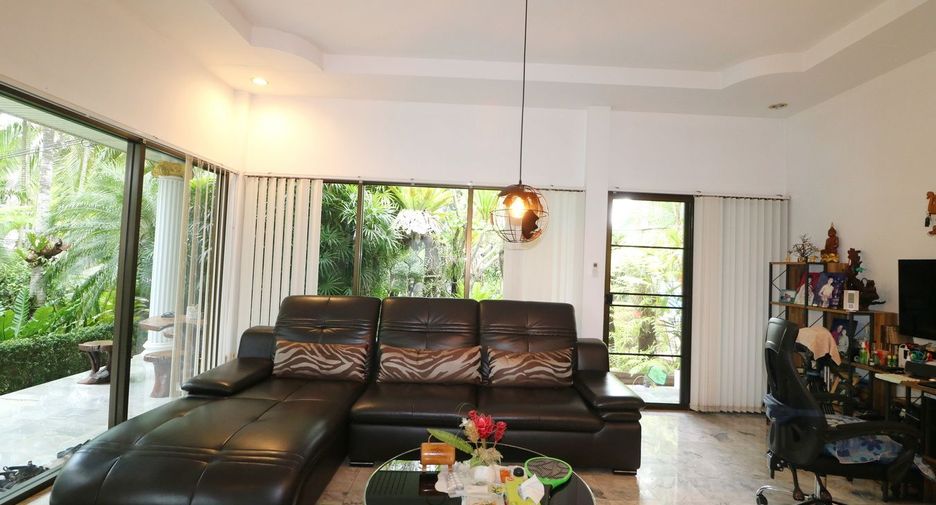 For sale 3 bed house in Mueang Udon Thani, Udon Thani