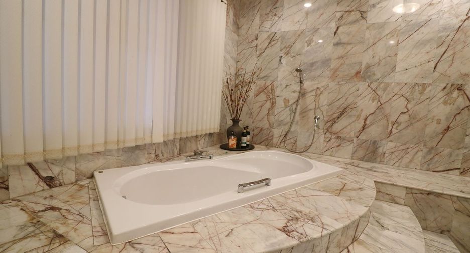 For sale 3 bed house in Mueang Udon Thani, Udon Thani