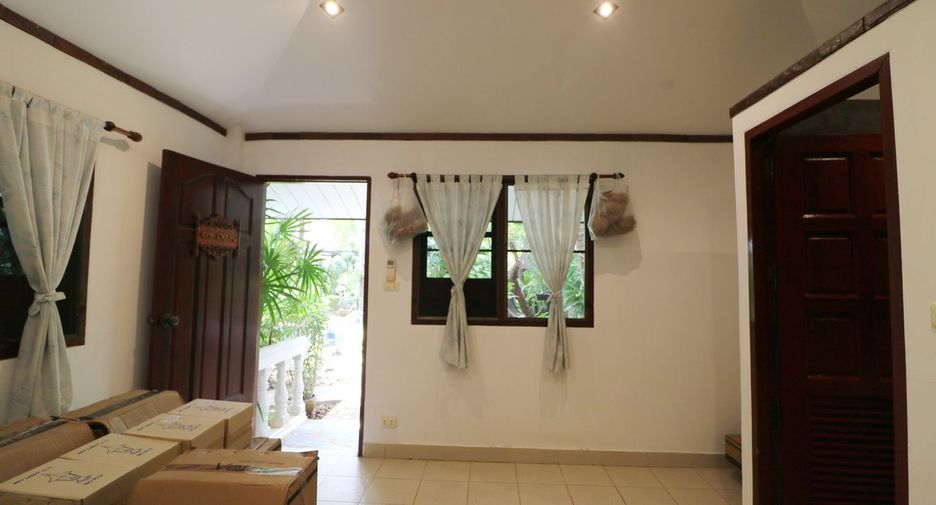 For sale 3 bed house in Mueang Udon Thani, Udon Thani