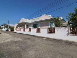 For sale 5 bed house in Mueang Udon Thani, Udon Thani