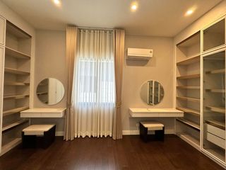 For rent 5 bed house in Bang Kapi, Bangkok