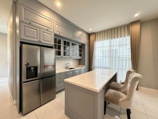 For rent 5 bed house in Bang Kapi, Bangkok