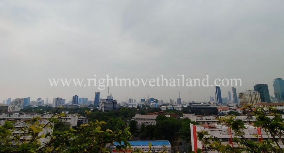À louer 3 chambres appartement à Sathon, Bangkok