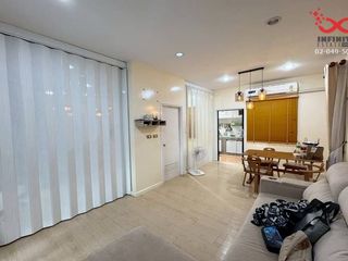 For sale 3 bed townhouse in Lam Luk Ka, Pathum Thani