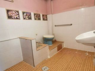 For sale 2 bed townhouse in Lam Luk Ka, Pathum Thani