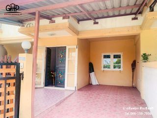 For sale 2 bed townhouse in Khlong Luang, Pathum Thani