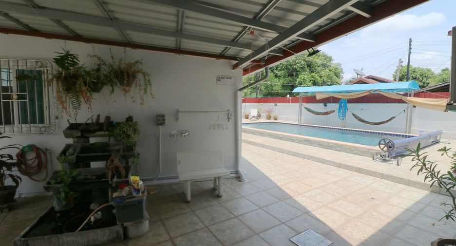 For sale studio house in Sawang Daen Din, Sakon Nakhon