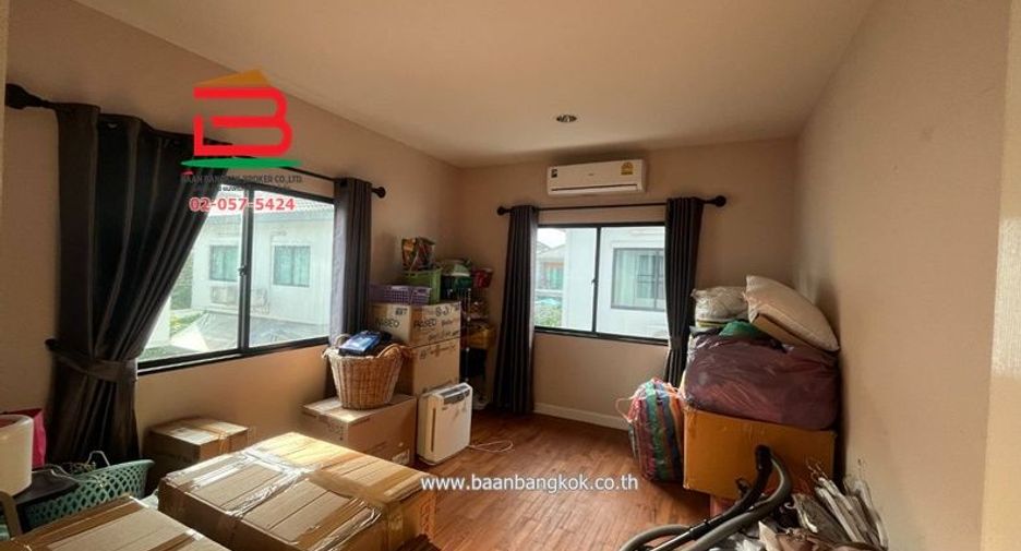 Haus zum Kauf mit 4 Zimmer in Khan Na Yao, Bangkok