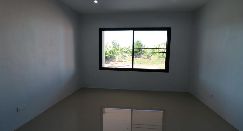 For sale 4 bed house in Mueang Udon Thani, Udon Thani