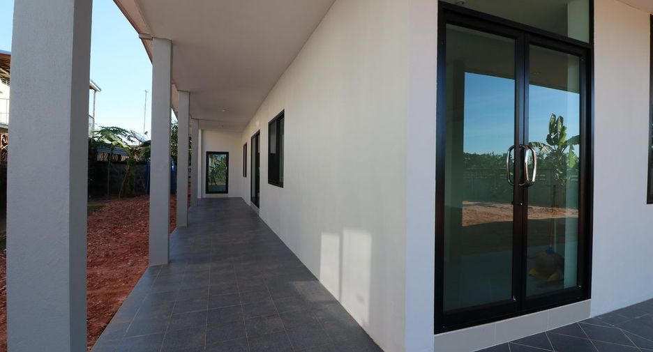 For sale 4 bed house in Mueang Udon Thani, Udon Thani
