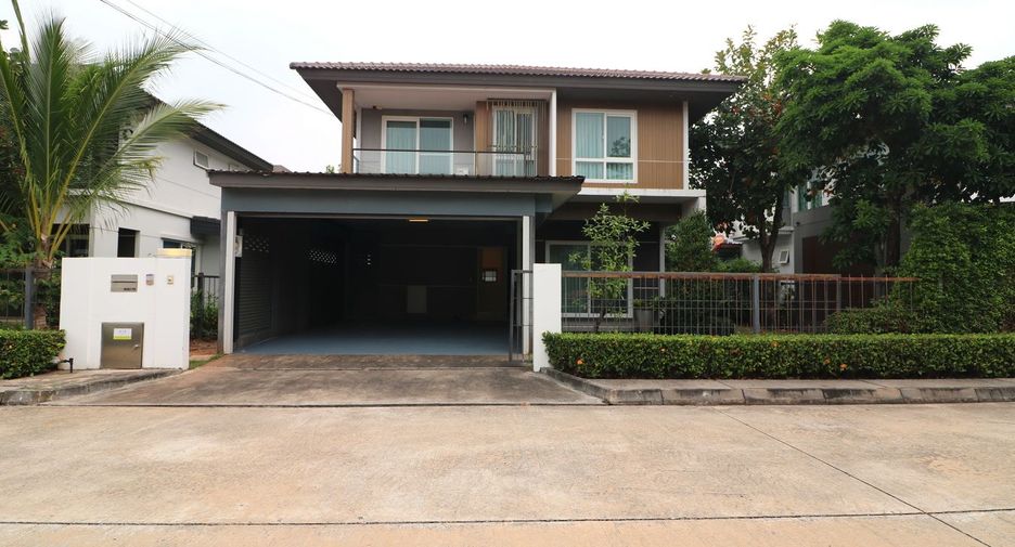 For sale 3 bed house in Mueang Udon Thani, Udon Thani