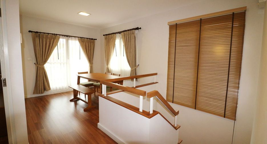 For sale 3 bed house in Mueang Udon Thani, Udon Thani