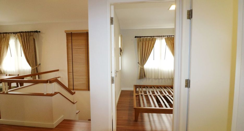 For sale 3 bed house in Mueang Udon Thani, Udon Thani