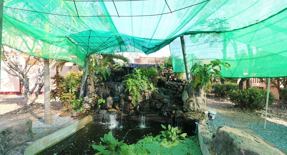 For sale 4 bed house in Mueang Udon Thani, Udon Thani