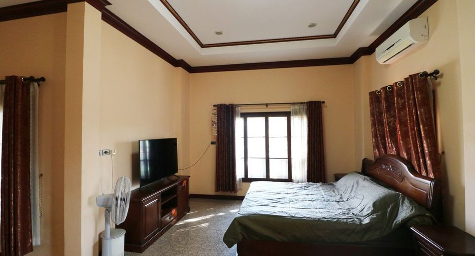 For sale 4 bed house in Mueang Udon Thani, Udon Thani