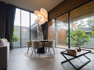 For sale 5 Beds house in Lat Phrao, Bangkok