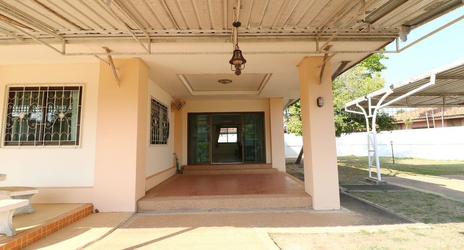 For sale 3 bed house in Mueang Udon Thani, Udon Thani