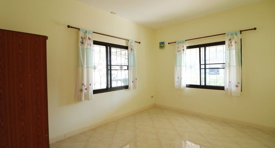 For sale 3 bed house in Mueang Udon Thani, Udon Thani