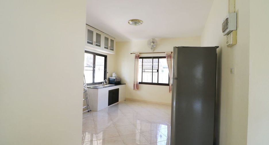 For sale 3 bed house in Mueang Udon Thani, Udon Thani