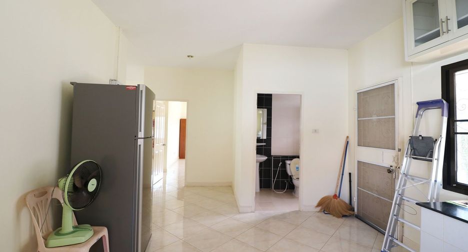 For sale 3 bed house in Mueang Udon Thani, Udon Thani