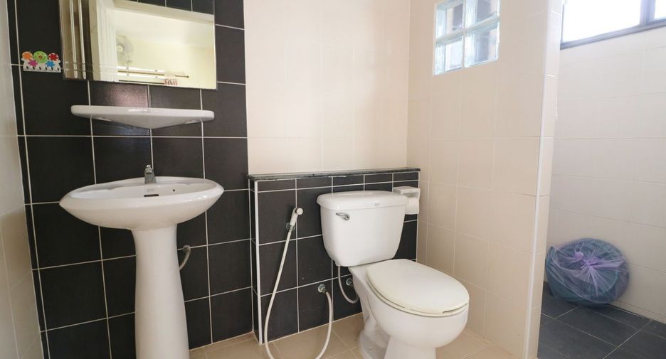 For sale 3 bed house in Mueang Udon Thani, Udon Thani