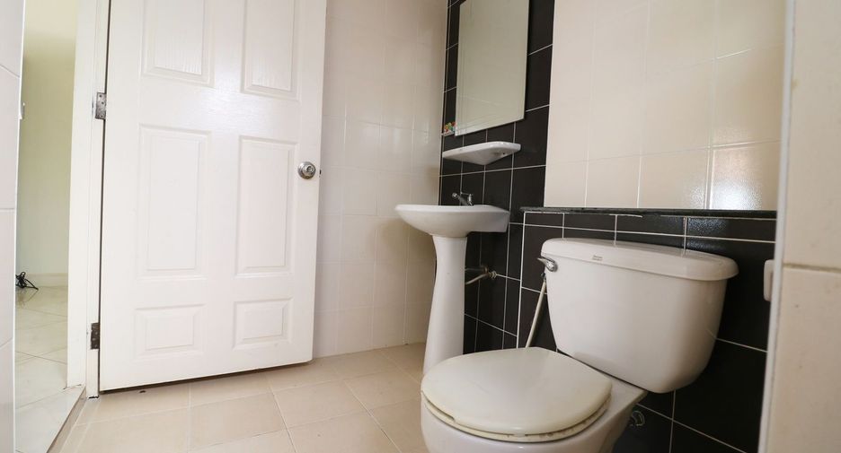For sale 3 bed house in Mueang Udon Thani, Udon Thani