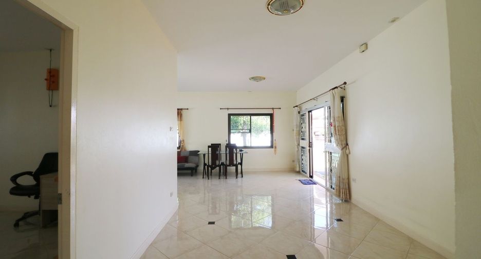 For sale 3 bed house in Mueang Udon Thani, Udon Thani