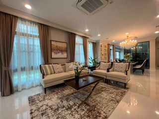 For rent そして for sale 5 Beds house in Saphan Sung, Bangkok