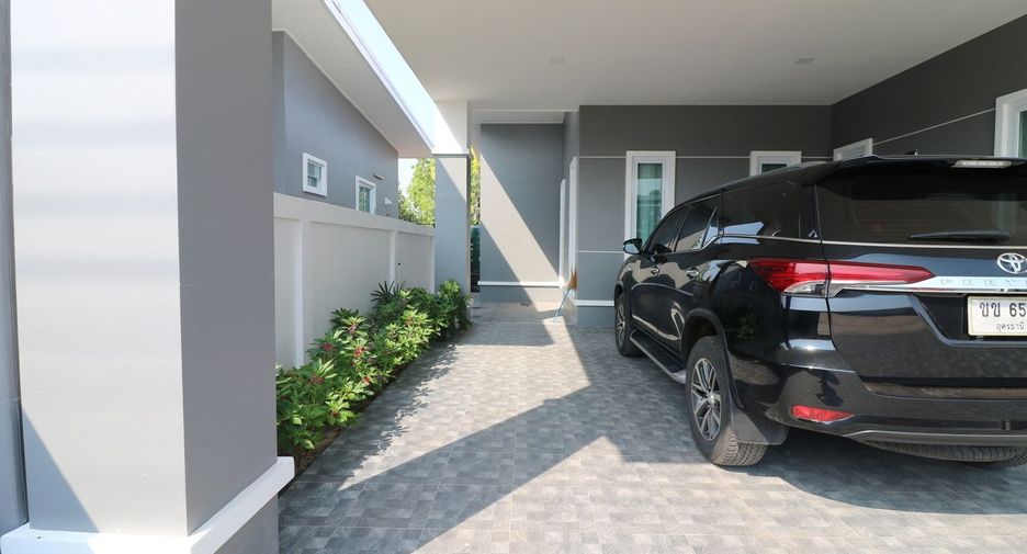 For sale 3 bed house in Mueang Udon Thani, Udon Thani