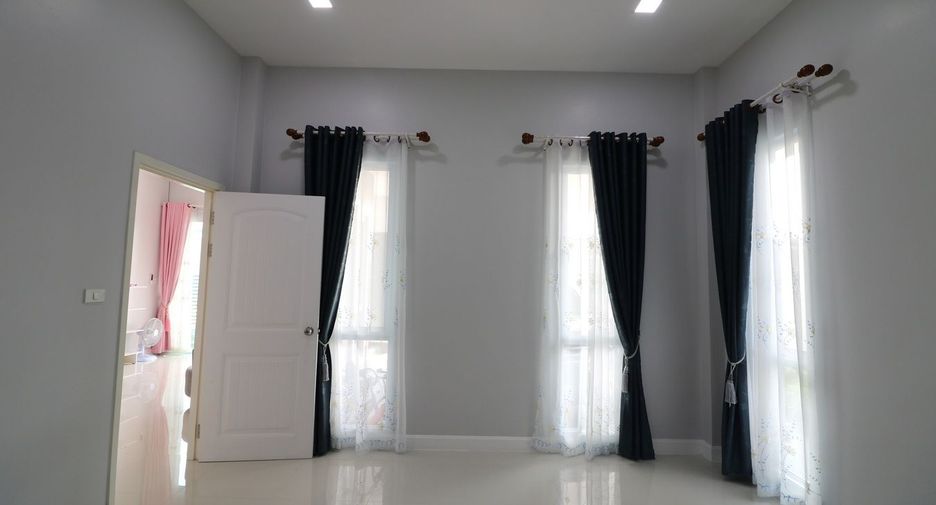 For sale 3 bed house in Mueang Udon Thani, Udon Thani