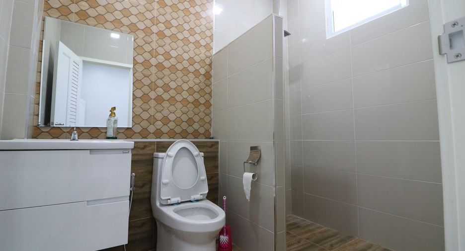 For sale 3 bed house in Mueang Udon Thani, Udon Thani