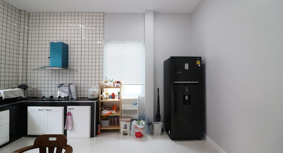 For sale 3 bed house in Mueang Udon Thani, Udon Thani