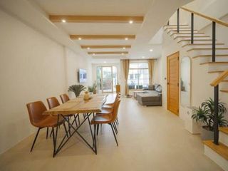 For rent and for sale 3 bed townhouse in North Pattaya, Pattaya